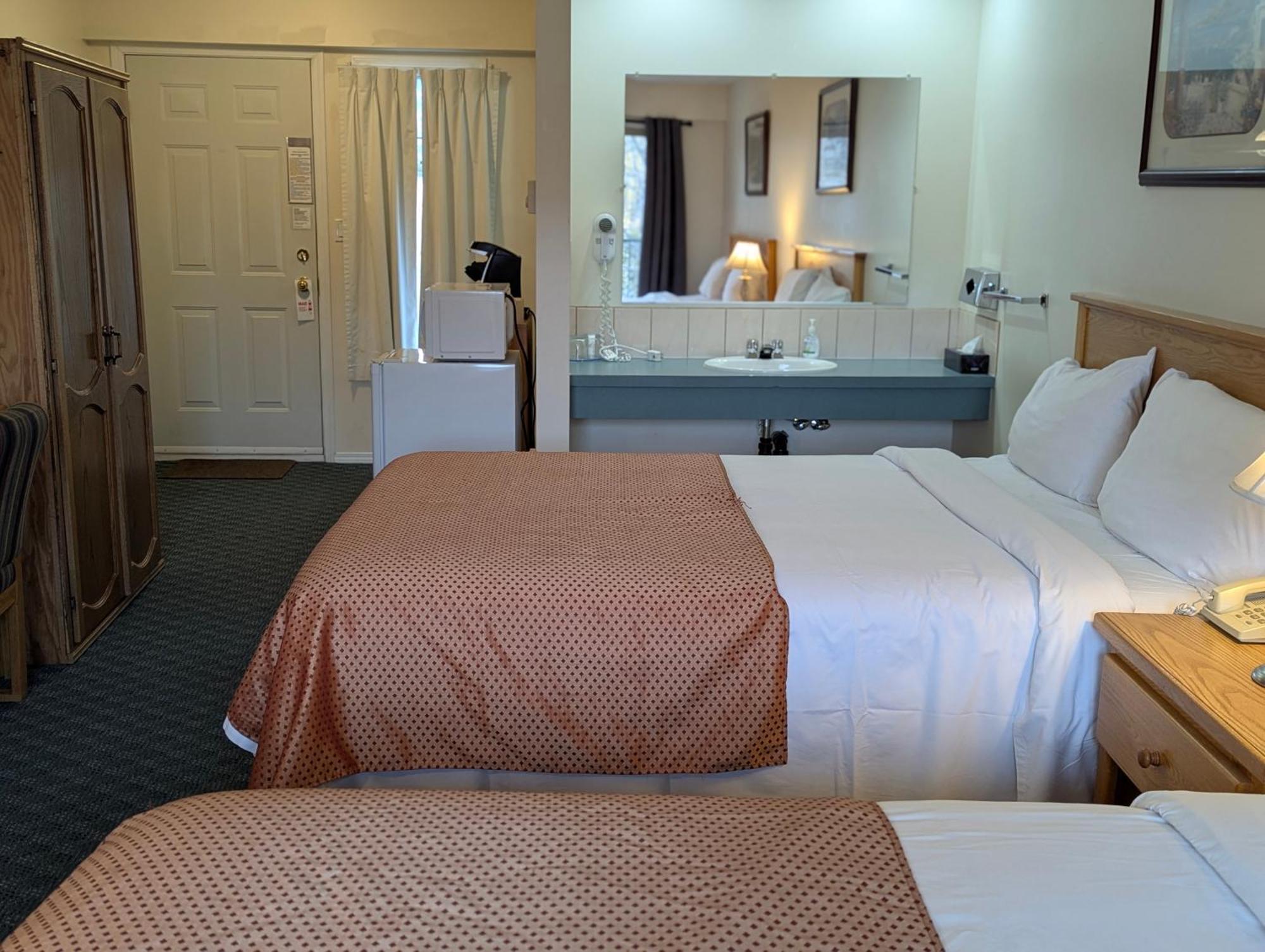 Summerland Motel Extérieur photo